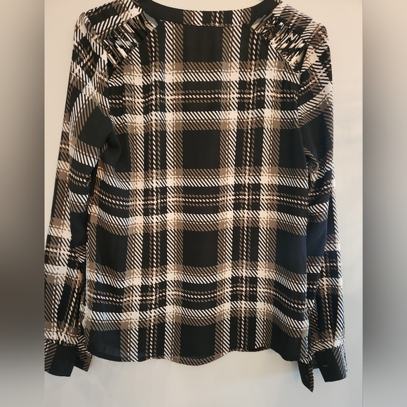 EUC Candies Womens Print Blouse with Cut Out Shoulder Design.  UNIQUE.  SIZE M - Picture 6 of 6